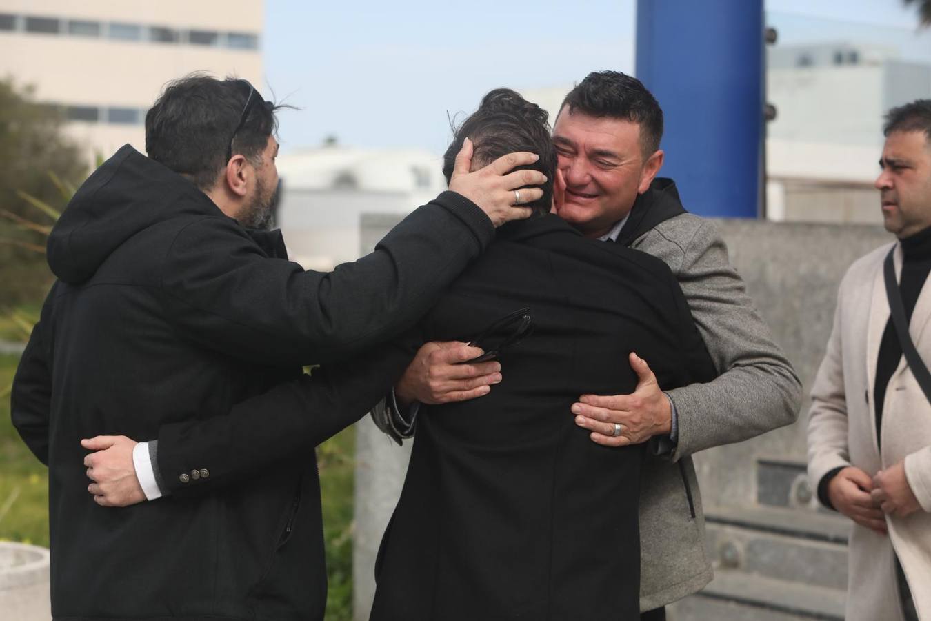 Cádiz despide a Julio Pardo