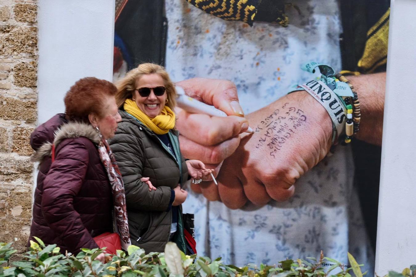 ‘El Carnaval tras la escena, tres fotógrafos y un objetivo’, en el Mercado de Abastos