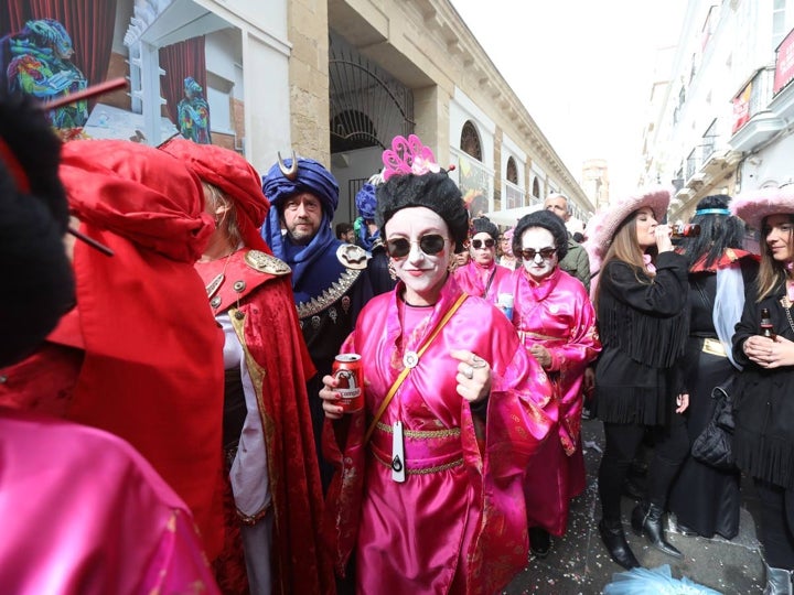 Fotos: Y Cádiz ya vive el Carnaval en la calle