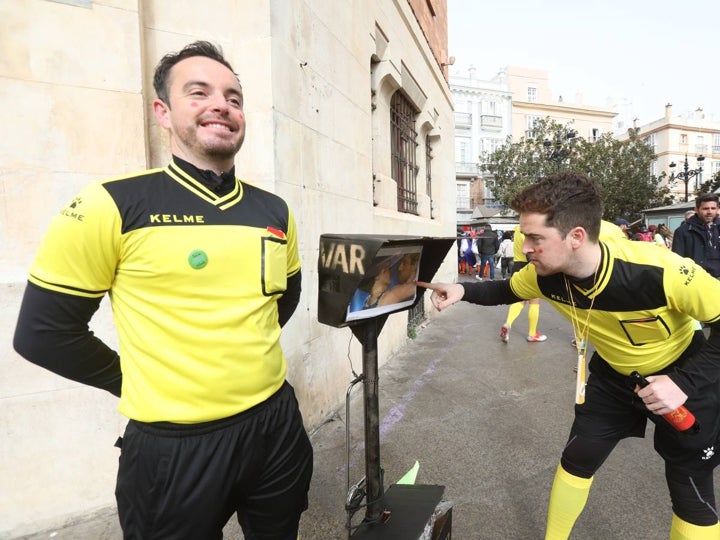 Fotos: Y Cádiz ya vive el Carnaval en la calle