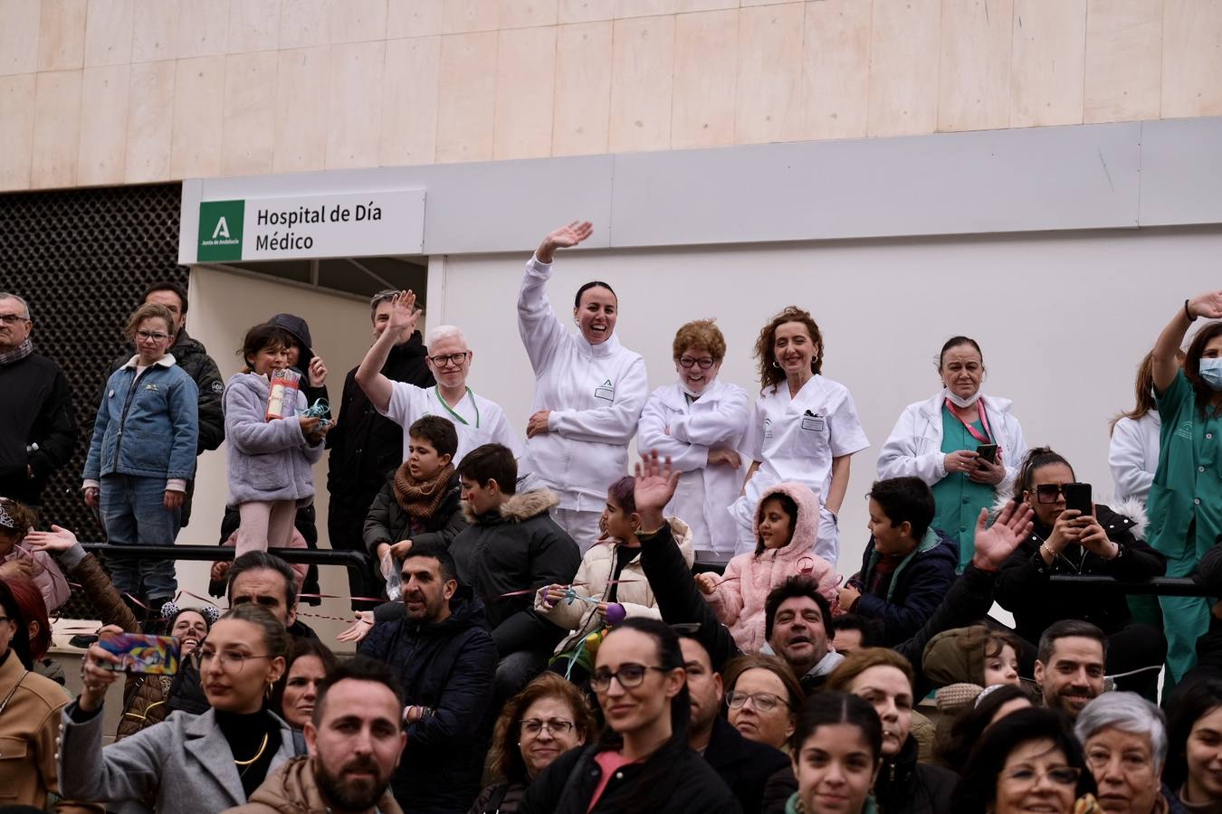 Fotos: las mejores imágenes de la Cabalgata Magna del Carnaval de Cádiz