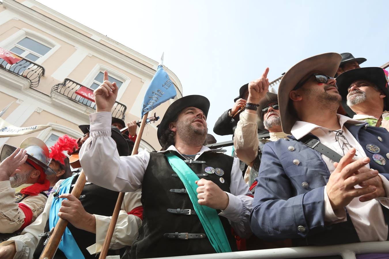 Fotos: el domingo de coros en imágenes; Cádiz sigue de Carnaval