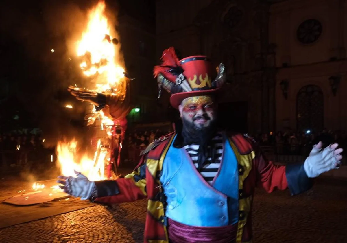 Agenda del Martes de Carnaval en Cádiz 2023: Horarios de los circuitos de agrupaciones, concursos, Dios Momo...