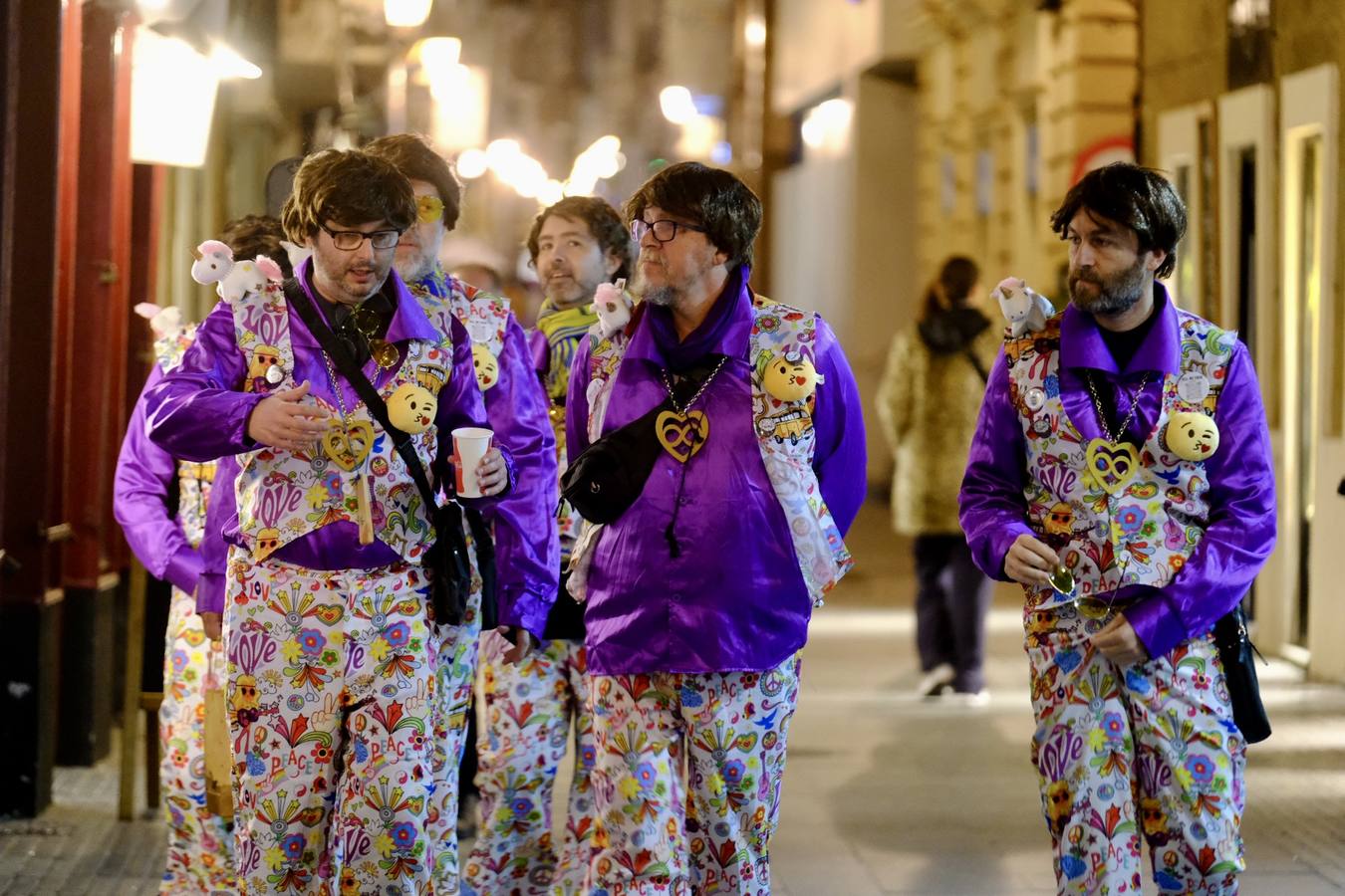 Las imágenes del Miércoles de Carnaval en Cádiz