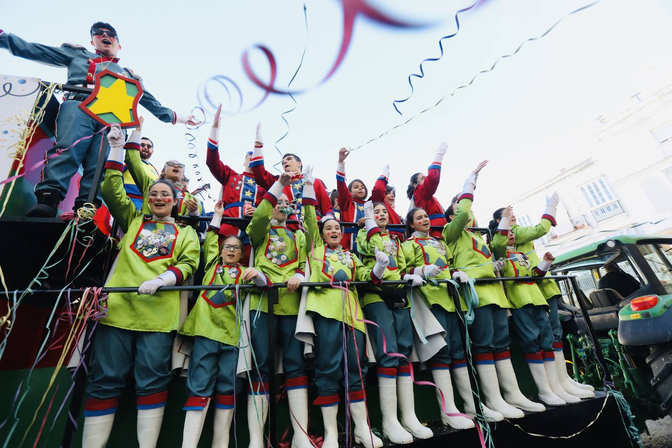 Las imágenes del Domingo de Piñata en el Carnaval de Cádiz 2023