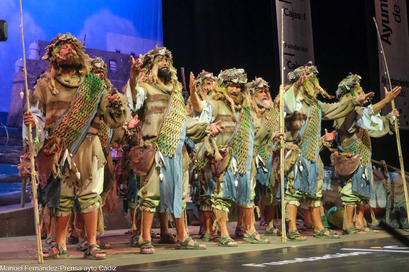 FOTOS: Comparsa de Nene Cheza y José Luis Zampaña &#039;La resbalaera, una comparsa de toda la vida&#039; en el COAC 2024, Carnaval de Cádiz