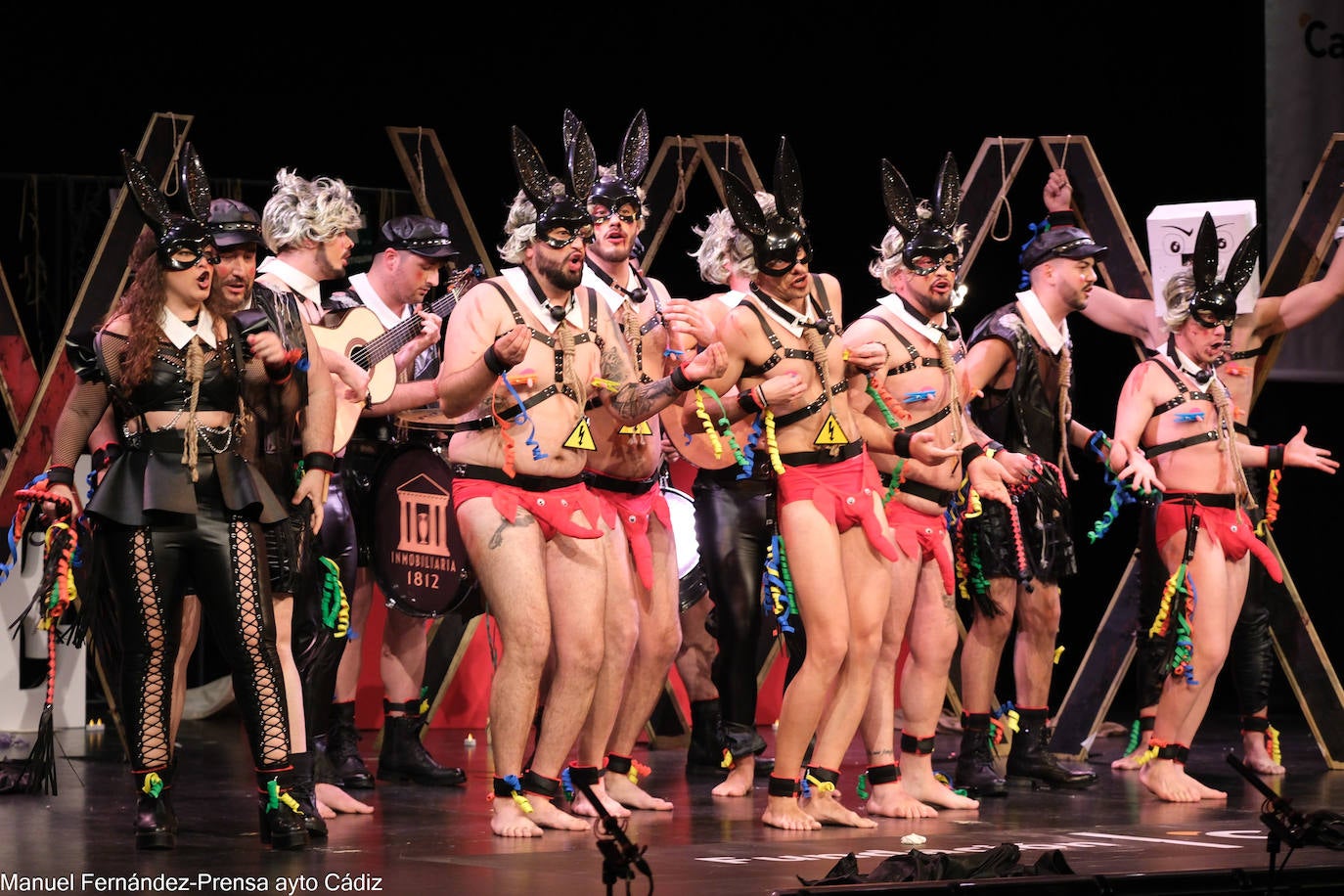 FOTOS: Chirigota &#039;Sácamela de la boca&#039; en el COAC 2024, Carnaval de Cádiz