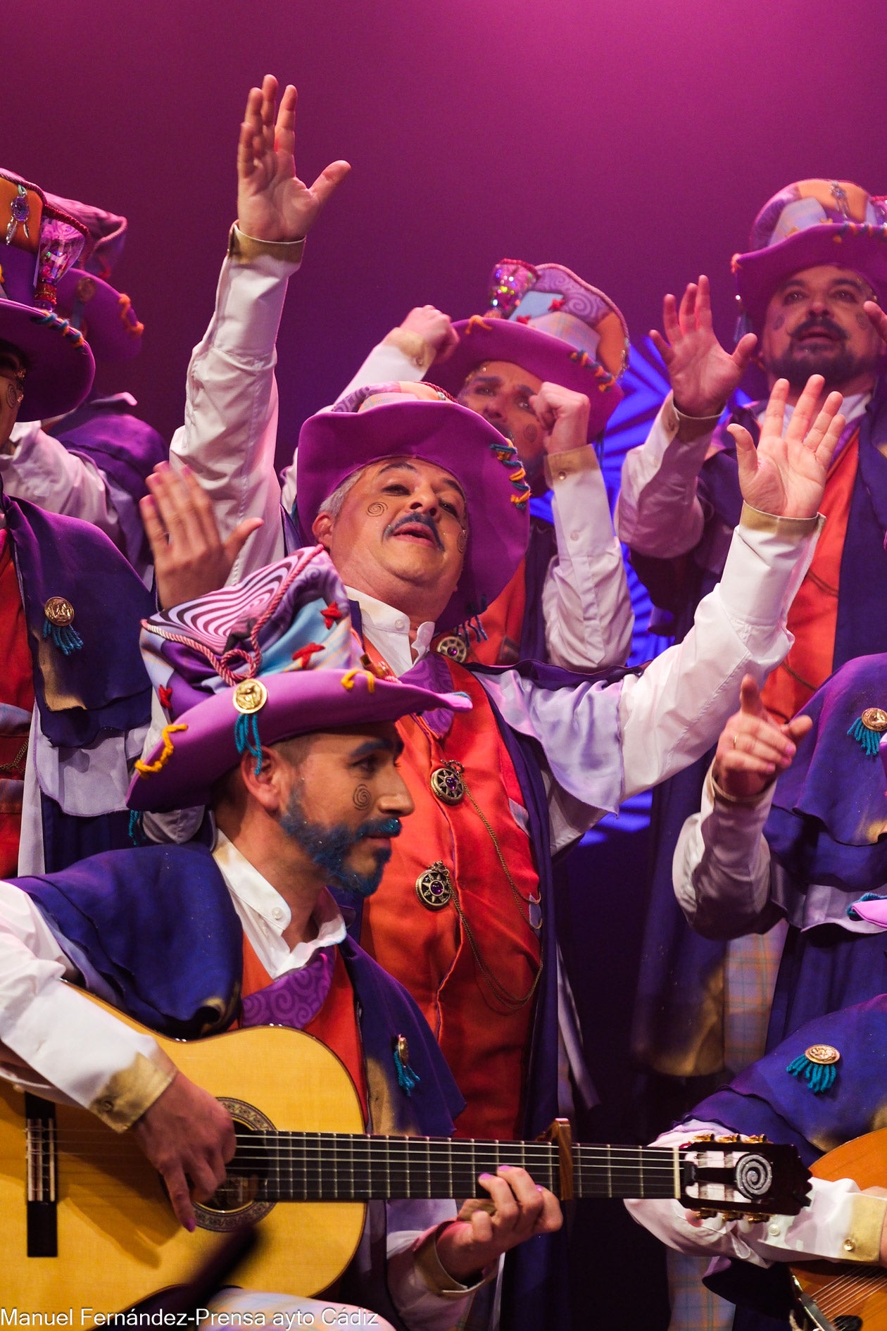 Fotos: El coro &#039;Despierta&#039; abre la sétima sesión de preliminares del COAC 2024