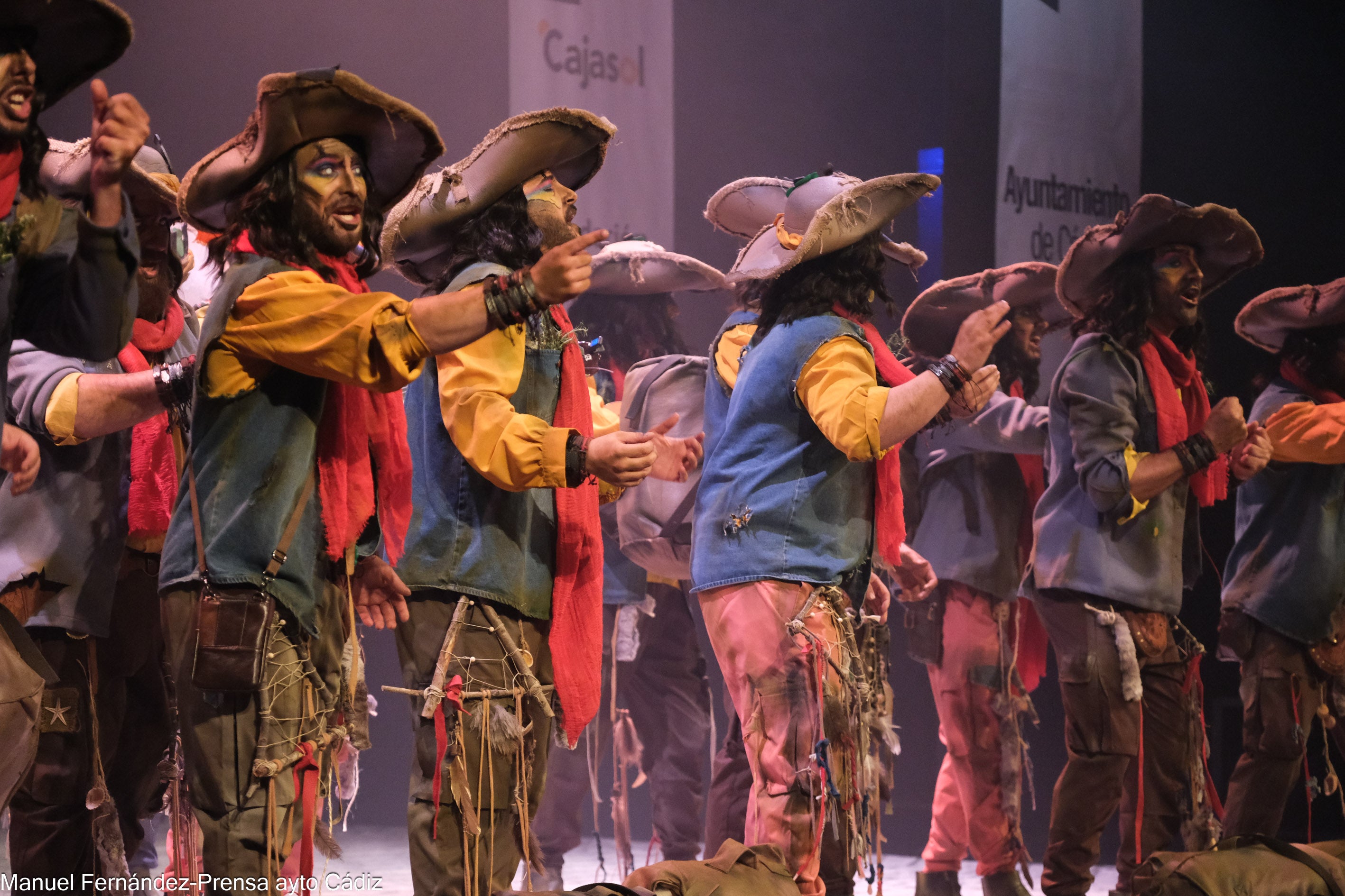 Fotos: &#039;Los amuletos&#039; reivindican en el Gran Teatro Falla