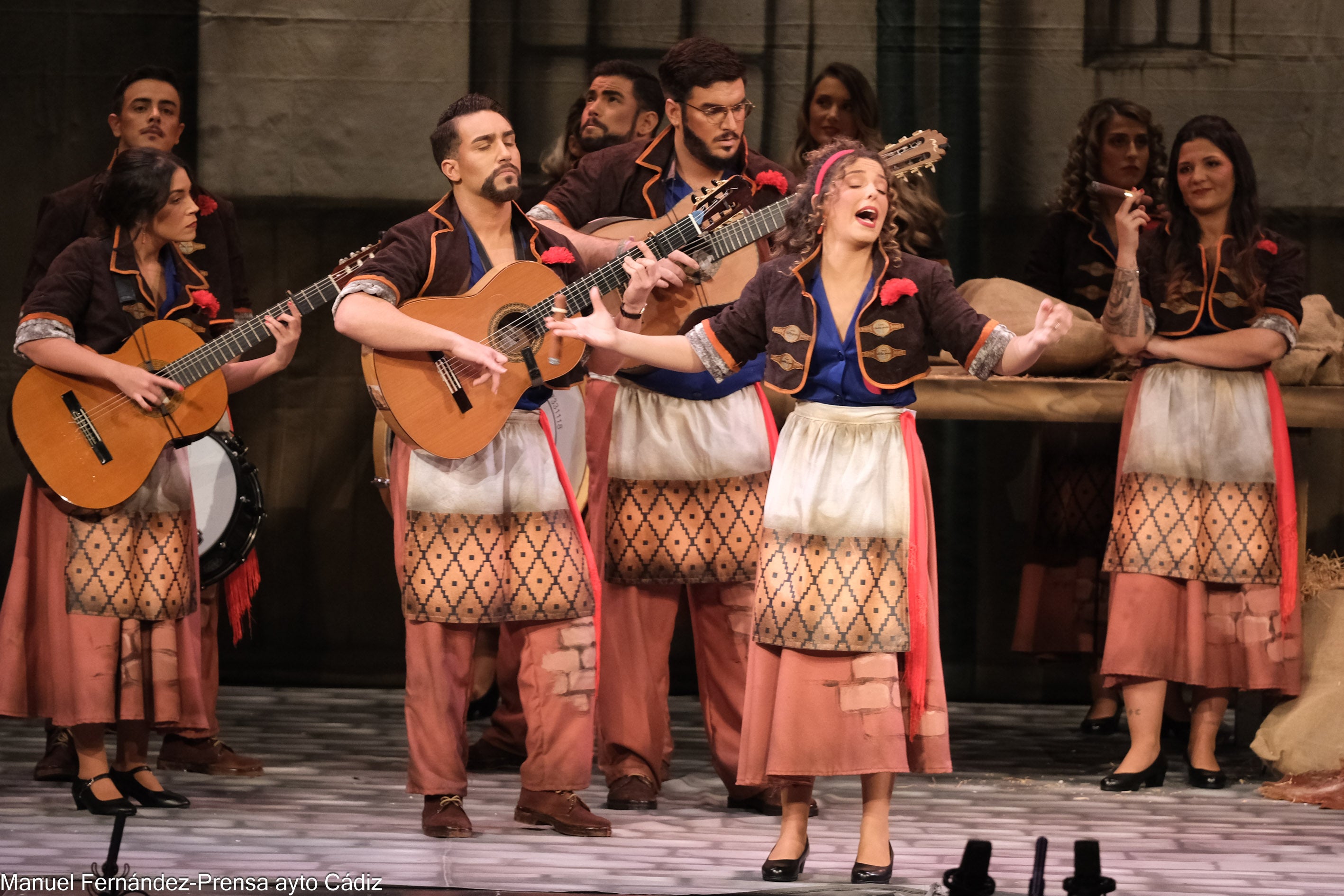 Fotos: Actuación de &#039;Cádiz puro&#039; en preliminares