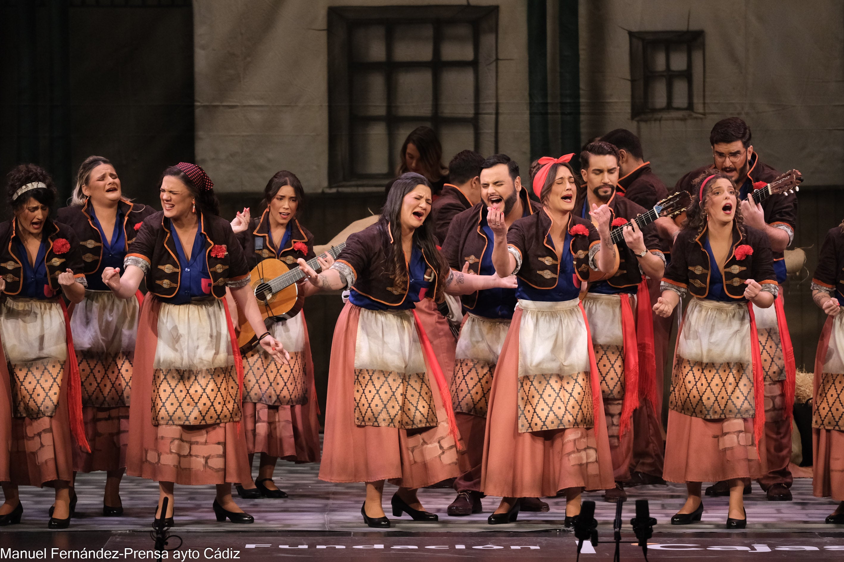 Fotos: Actuación de &#039;Cádiz puro&#039; en preliminares