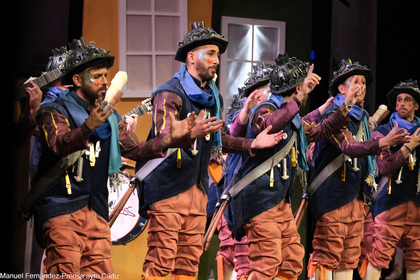 Fotos: Actuación de la comparsa &#039;Los despertadores&#039; en preliminares