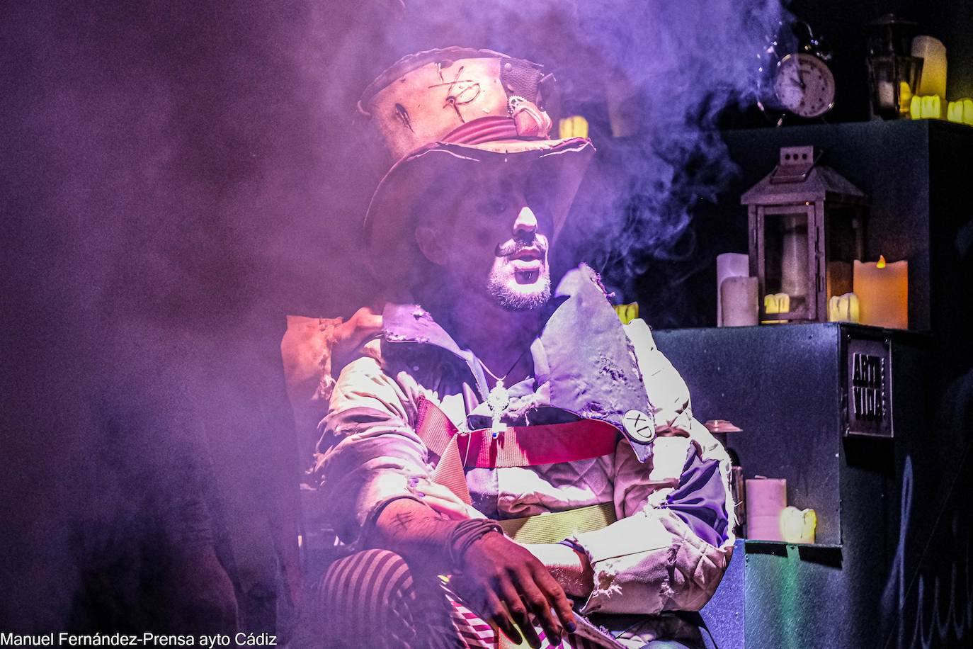 FOTOS: La comparsa &#039;Donde fuimos felices&#039; en el COAC 2024, del Carnaval de Cádiz