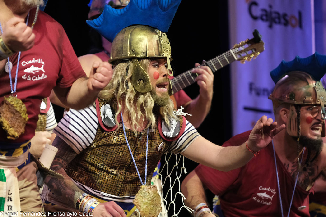 Fotos: &#039;Los que salieron perdiendo&#039; conquistan en preliminares