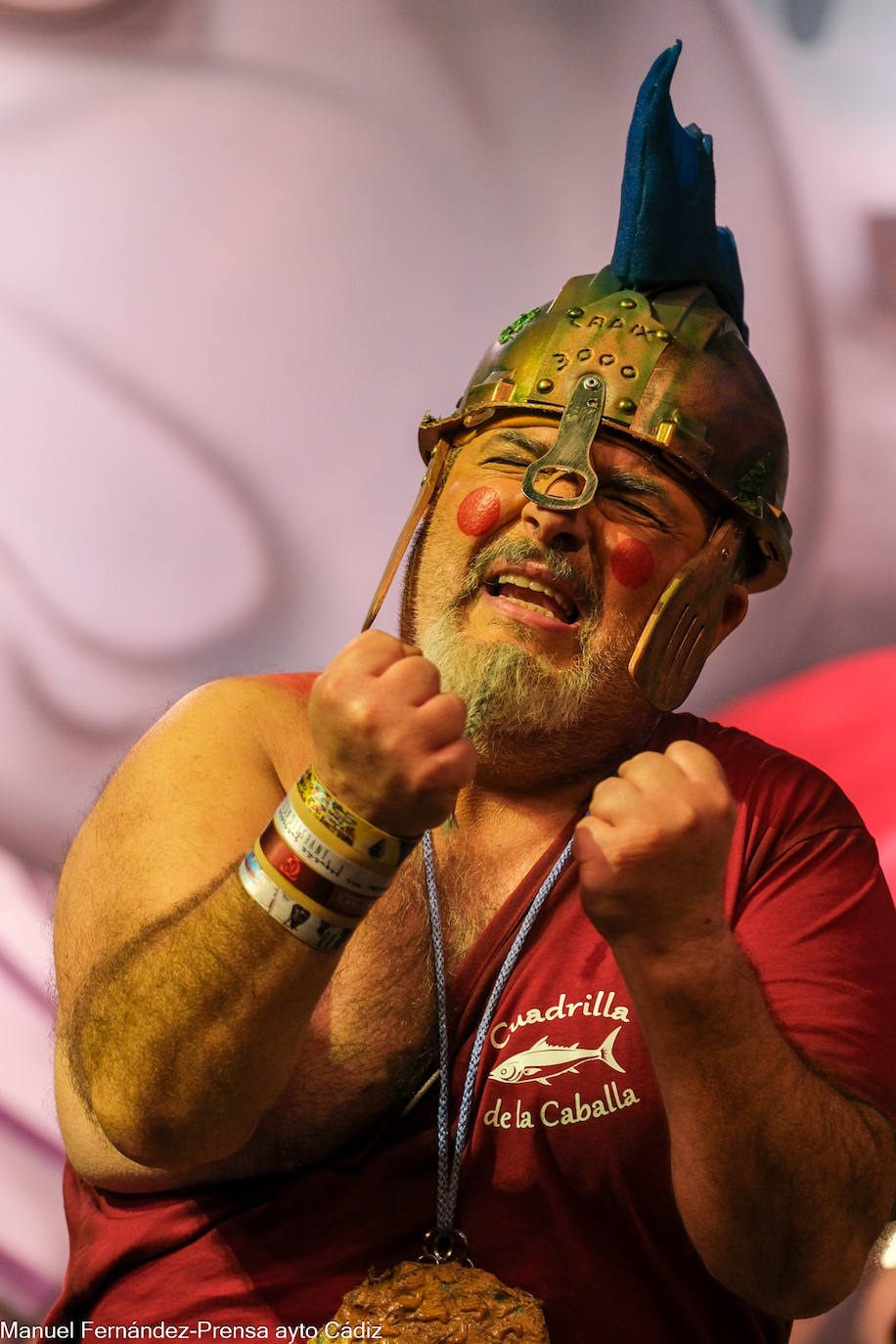 Fotos: &#039;Los que salieron perdiendo&#039; conquistan en preliminares