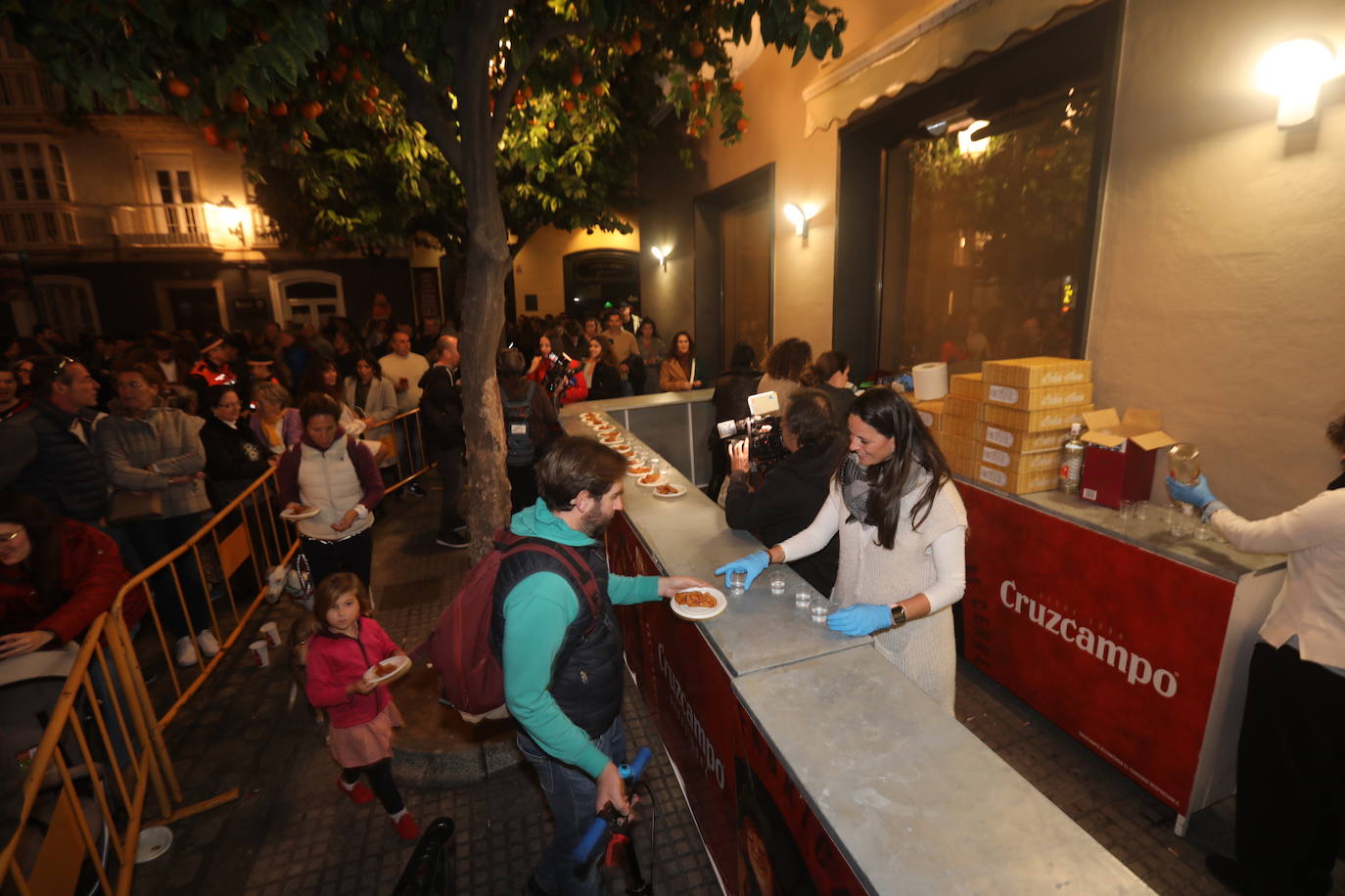 La Pestiñada saca a la calle sabores y sonidos de Carnaval
