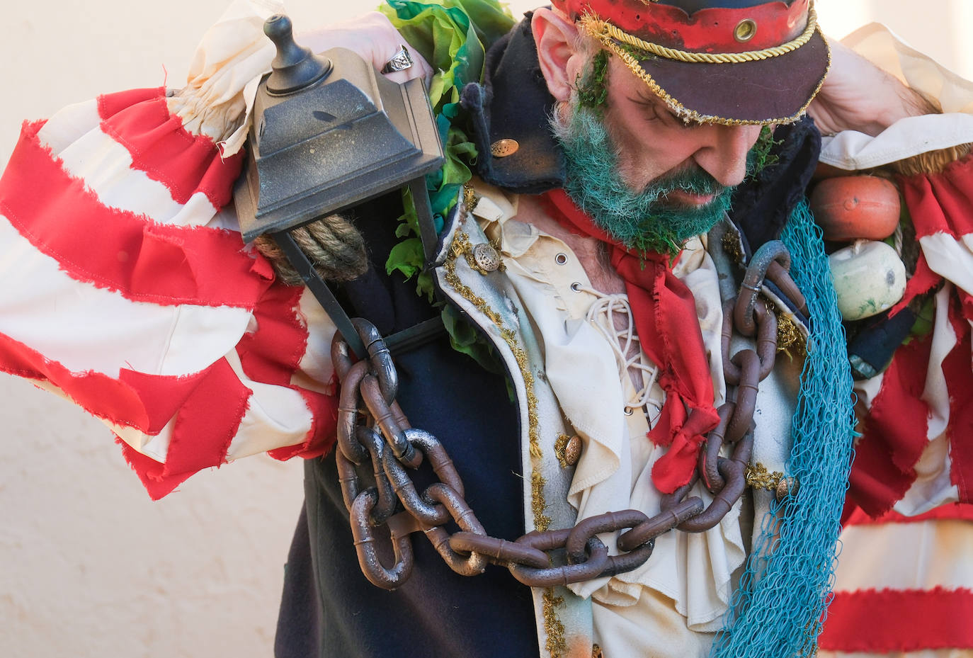 Fotos: &#039;Los iluminados&#039; se embriagan de luz en La Caleta antes de marchar al Falla
