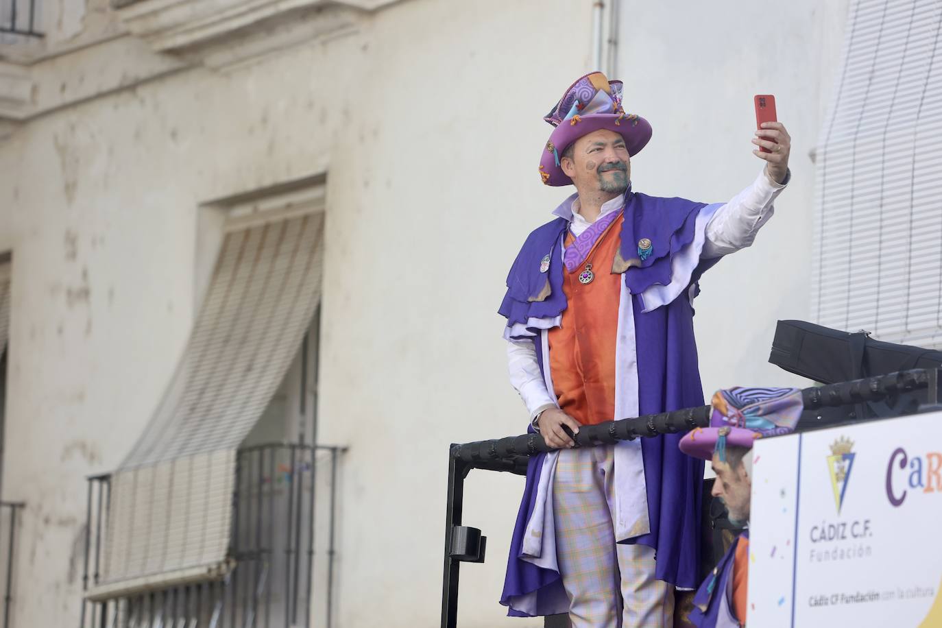 Fotos: Tanguillos, coros y gran ambiente en el sábado de Carnaval