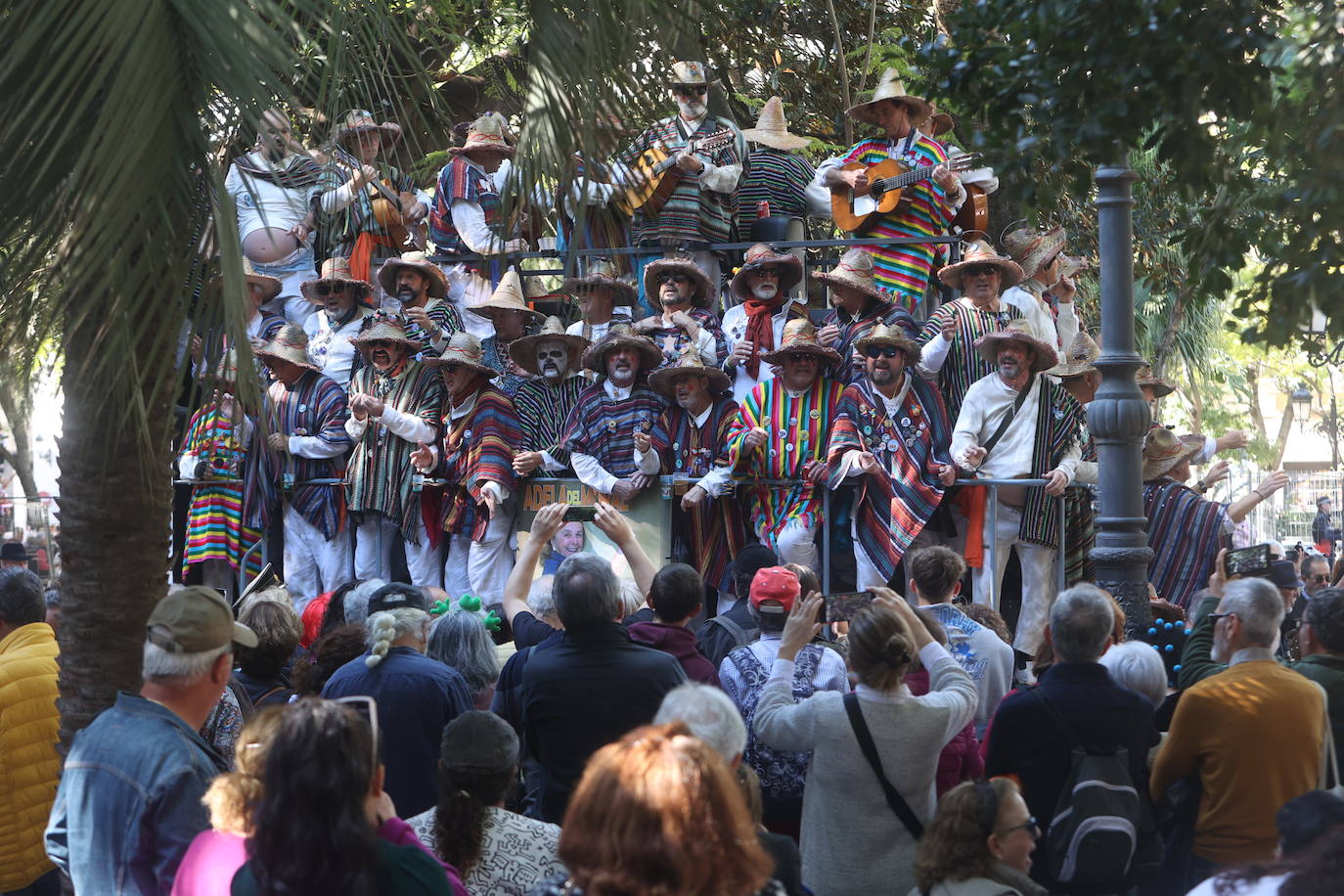 Fotos: Cantera, coros y gran ambiente en un soleado Domingo de Piñata