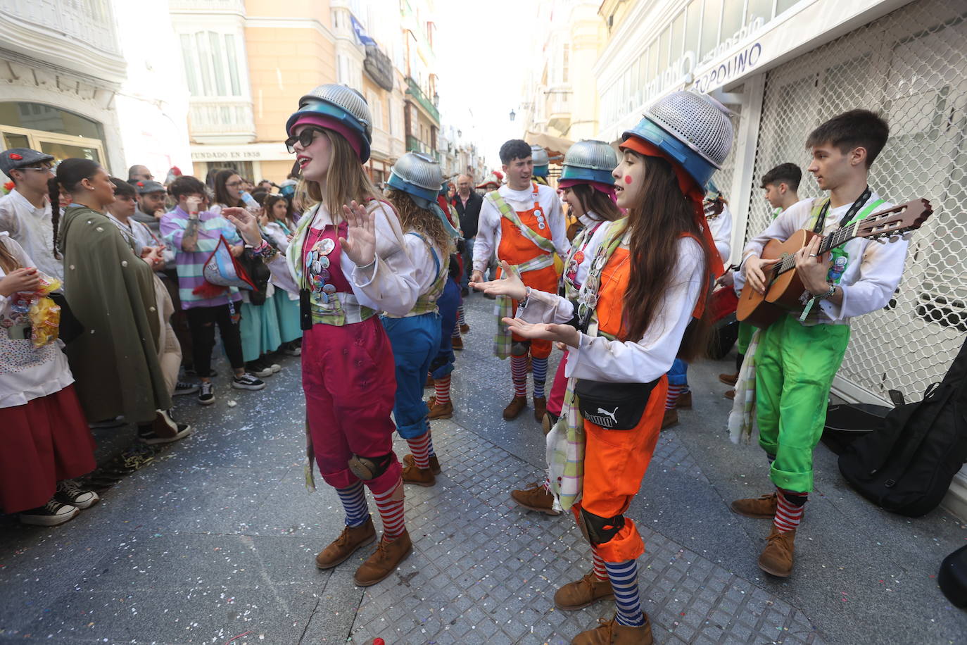 Fotos: Cantera, coros y gran ambiente en un soleado Domingo de Piñata