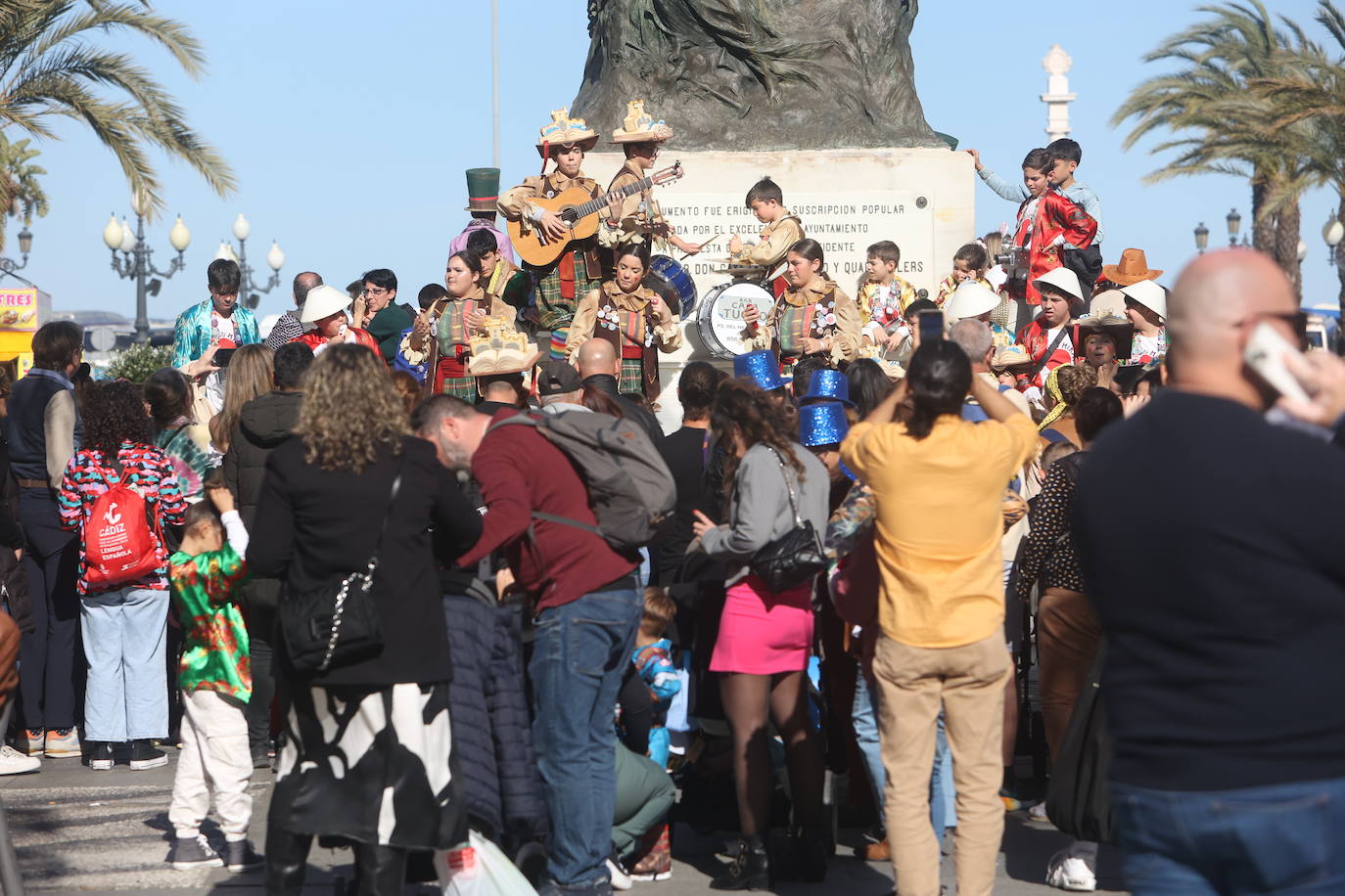 Fotos: Cantera, coros y gran ambiente en un soleado Domingo de Piñata