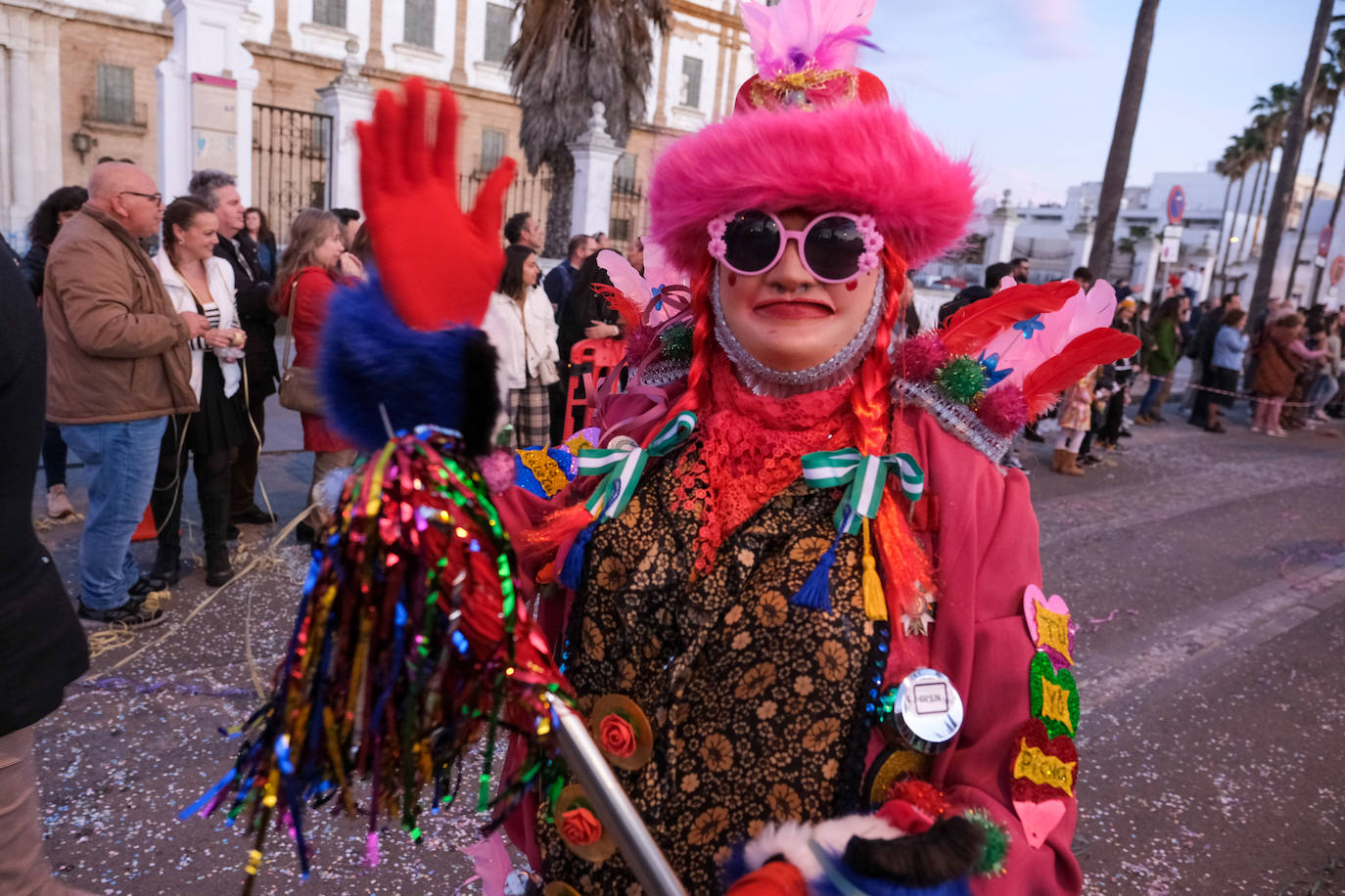 Fotos: La Cabalgata del Humor y El Arrebato cierran el sábado de carnaval