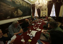 Reuniones de balance de los consejos de participación para comenzar a preparar el Carnaval de Cádiz de 2025