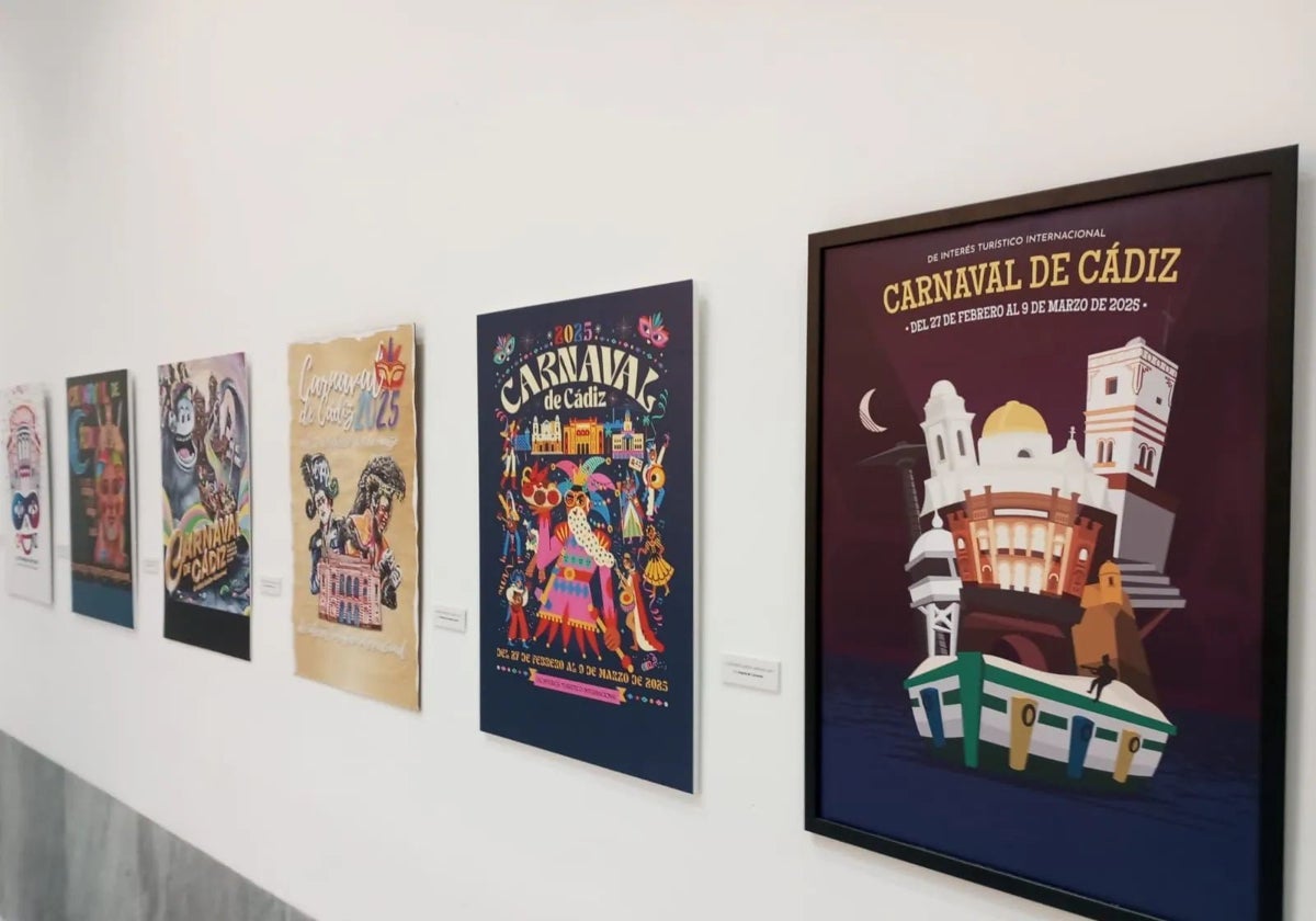 Exposición con los carteles de Carnaval que se presentaron al Concurso.