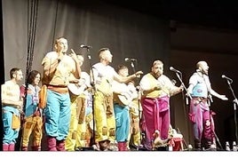 Así suena el pasodoble de Los equilibristas, 'Tenemos algo pendiente', en las voces de 'Los colgaos'