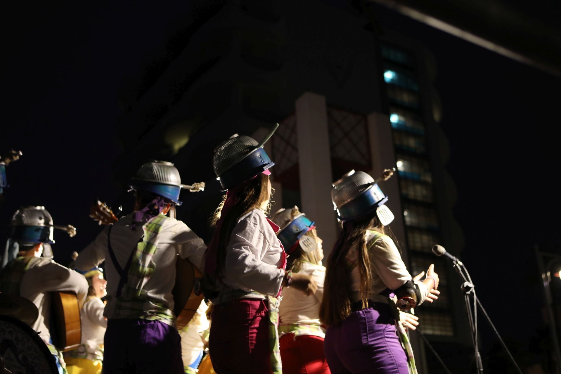 Las mejores fotos del Carnaval de verano en el Paseo Marítimo de Cádiz