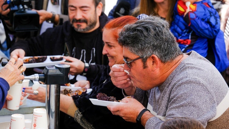 Erizada, Pestiñada, Ostionada... las fiestas gastronómicas del Carnaval de Cádiz ya tienen fecha