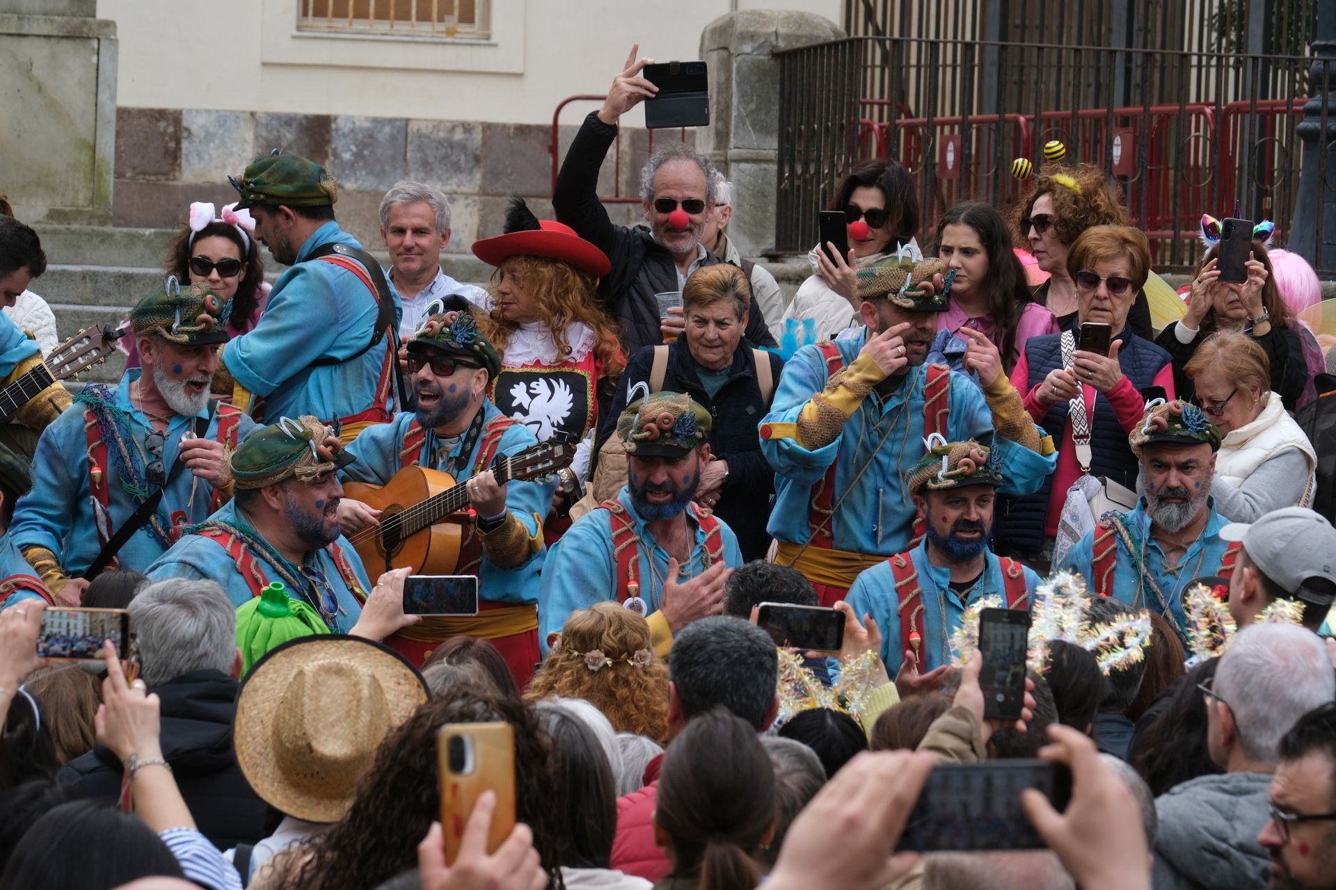 El ambiente del domingo de Carnaval, en imágenes