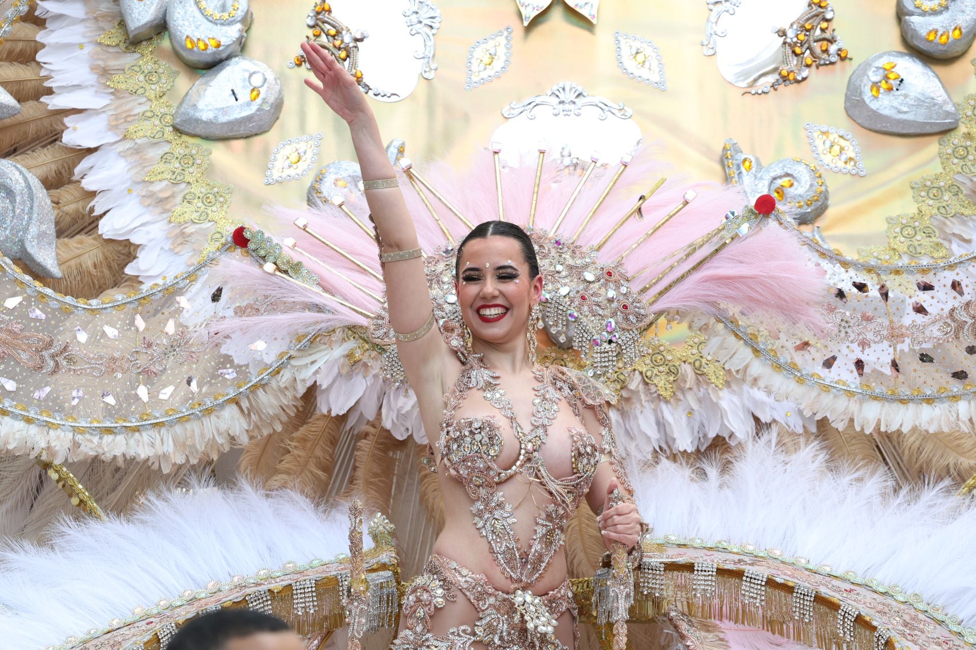 Fotos: Así ha sido la Gran Cabalgata de Carnaval de Cádiz