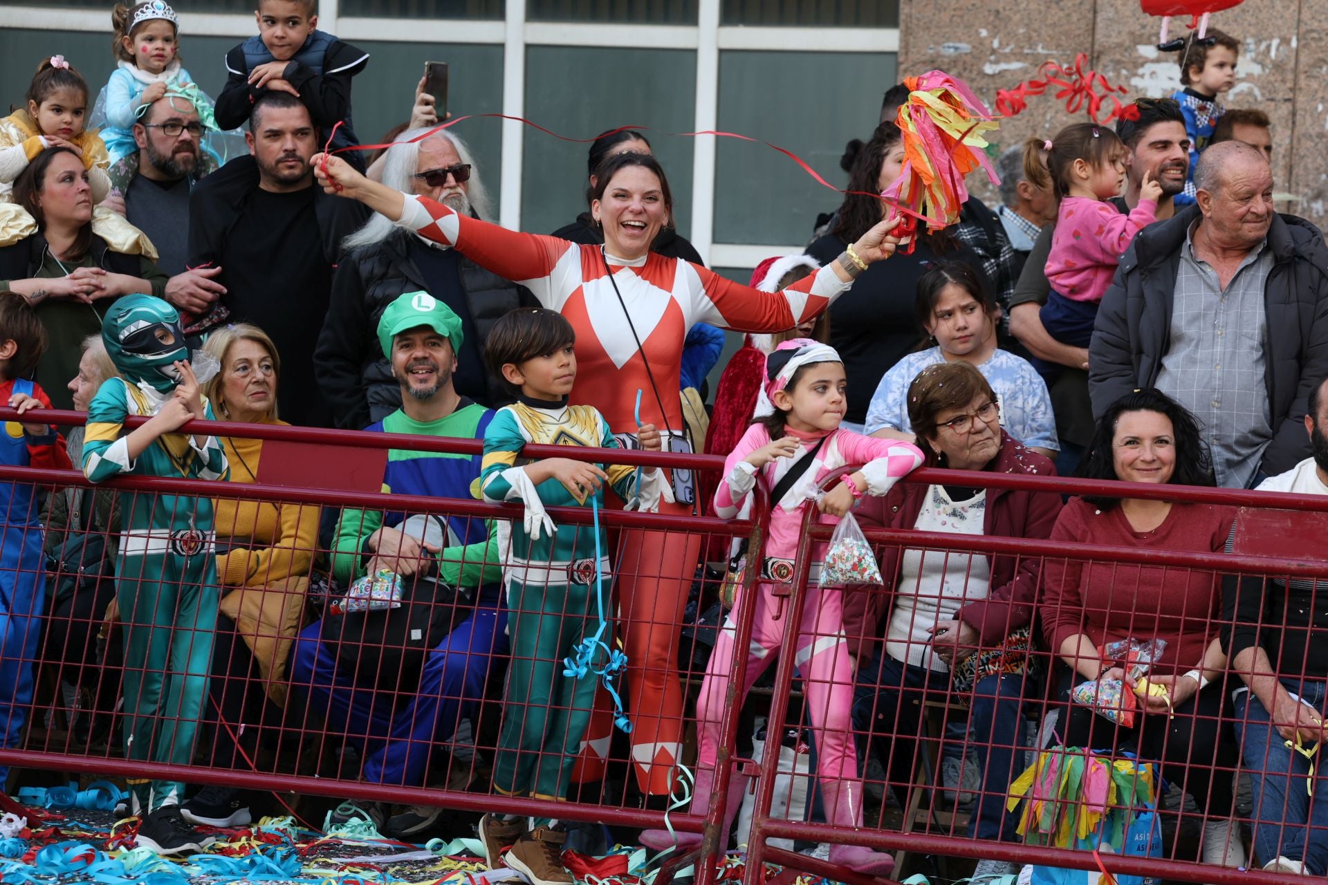 Fotos: Así ha sido la Gran Cabalgata de Carnaval de Cádiz