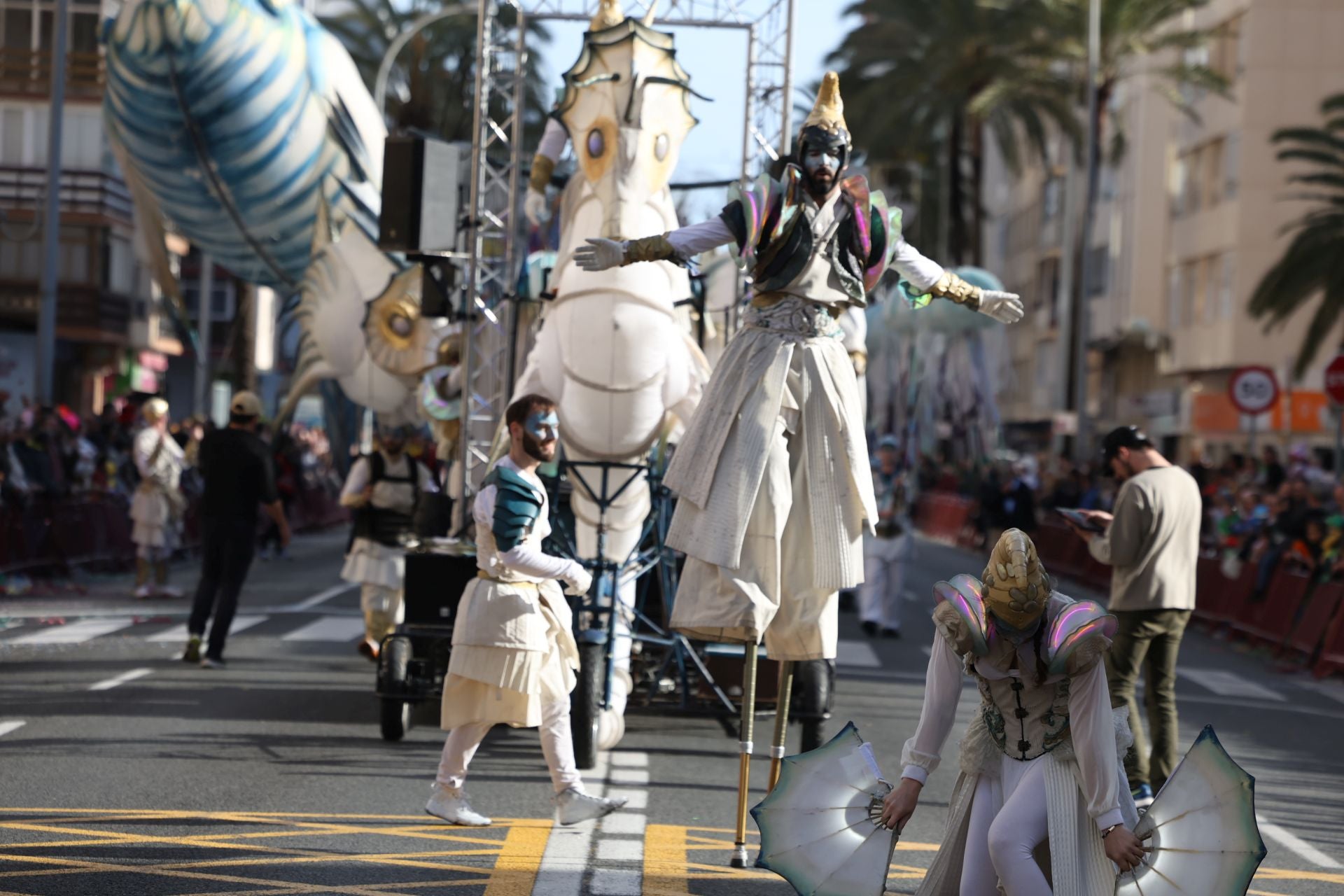 Fotos: Así ha sido la Gran Cabalgata de Carnaval de Cádiz