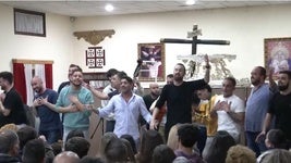 La cuarteta final alternativa de la chirigota del 'Bizcocho' que se quedó en el tintero y no se cantó en el Falla