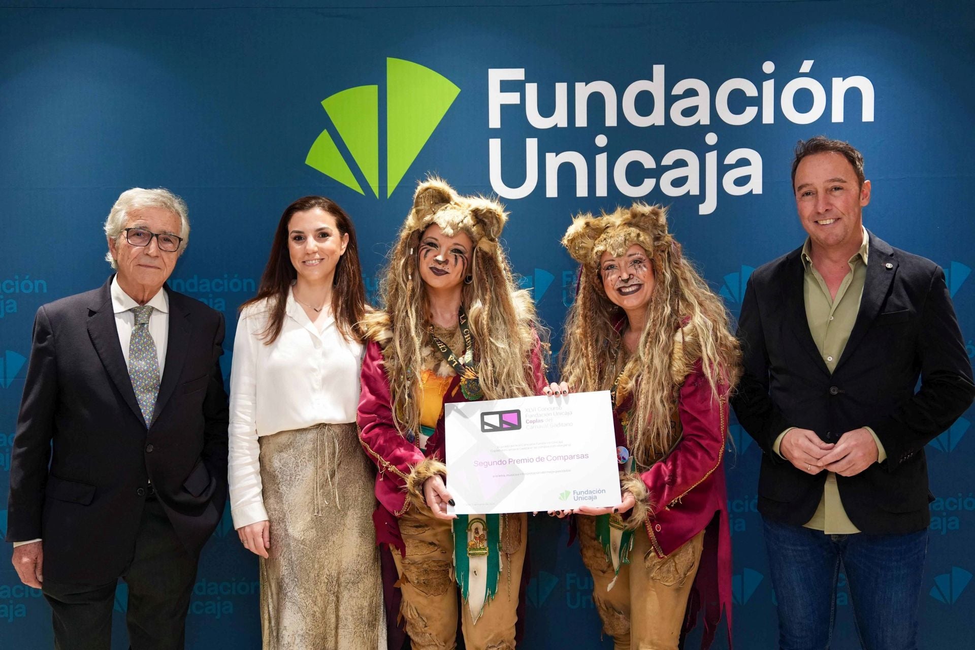 Imágenes de la entrega de los premios del concurso de coplas de la Fundación Unicaja del carnaval gaditano