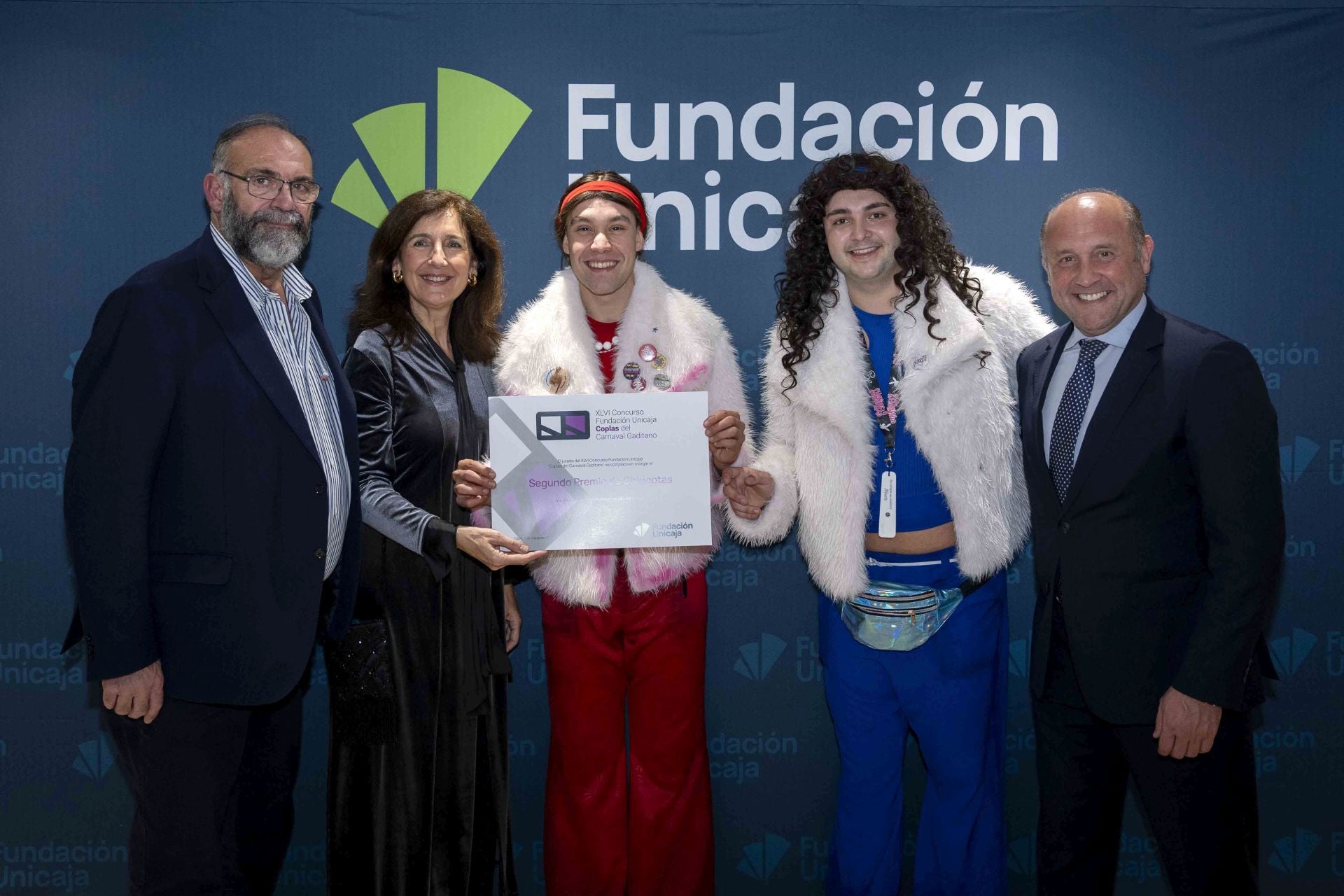 Imágenes de la entrega de los premios del concurso de coplas de la Fundación Unicaja del carnaval gaditano