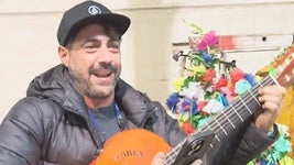 «Será un buen fin...»: así presentó el 'Bizcocho' la última cuarteta del popurrí a su chirigota días antes del estreno en el Falla