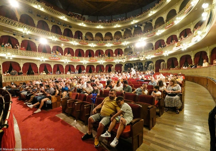 El presidente de la Asociación de Autores del Carnaval de Cádiz se pronuncia sobre la duración del COAC: «Es por su propia salud»