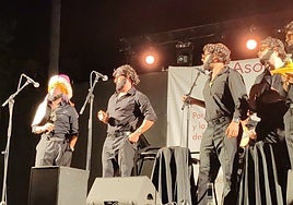 La chirigota 'Los calaíta', primer premio en el Carnaval de Cádiz 2025, presenta un nuevo componente