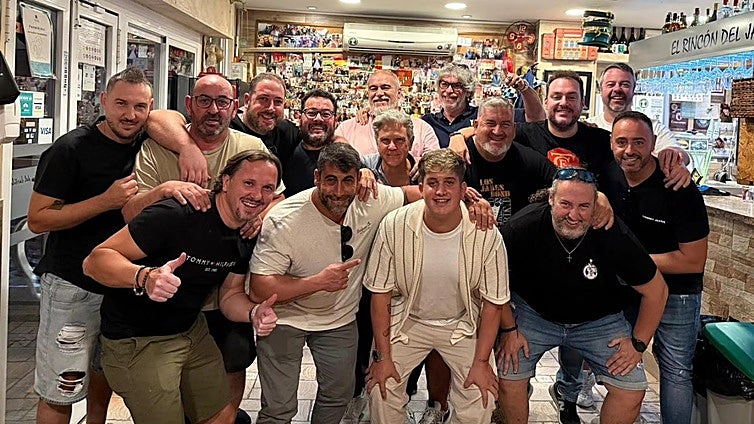 La chirigota del 'Yuyu' estará en el COAC 2026 y anuncia su nuevo nombre