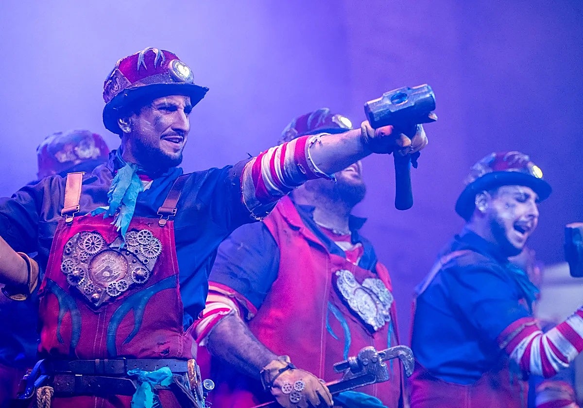 La comparsa de los hermanos Pastrana será 'El hombre de hojalata' en el COAC 2026.