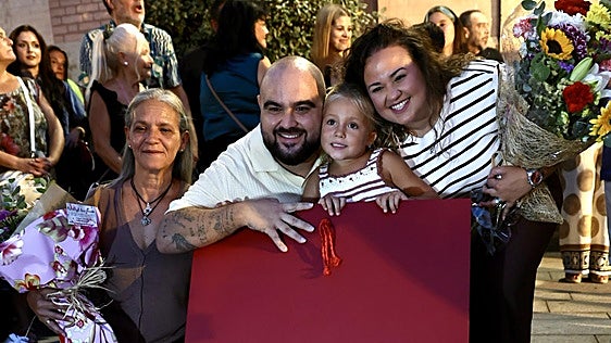 El Falla guarda ya una estrella con el nombre de Manolo Santander