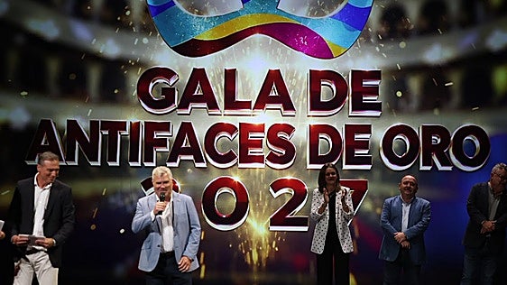 El Falla volvió a vestirse de gala para la Gala de Antifaces de Oro 2027