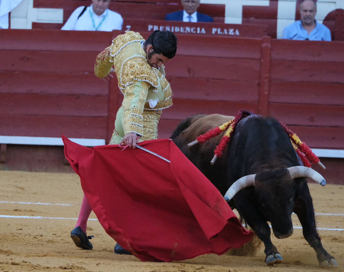 Fotos: la maravillosa faena de Morante en Jerez
