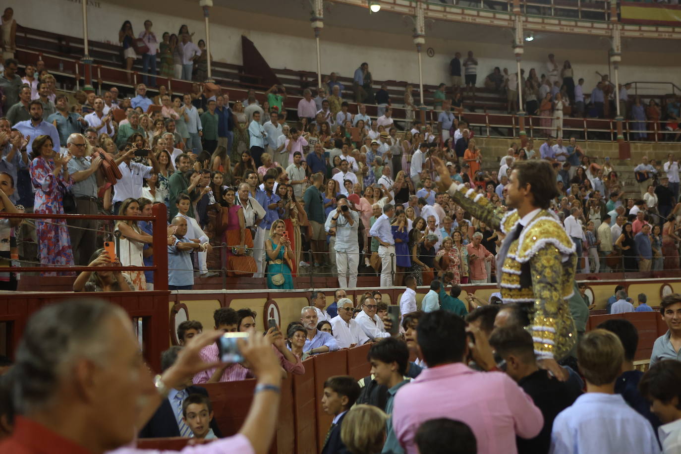 Fotos: Roca Rey sufre una cornada en la tarde de toros de El Puerto