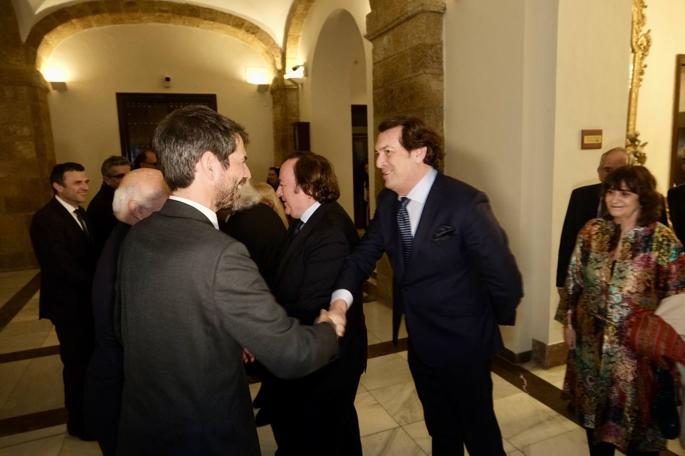 Fotos: Recepción de Ernest Urtasun a los galardonados con las Medallas al Mérito de Bellas Artes 2022