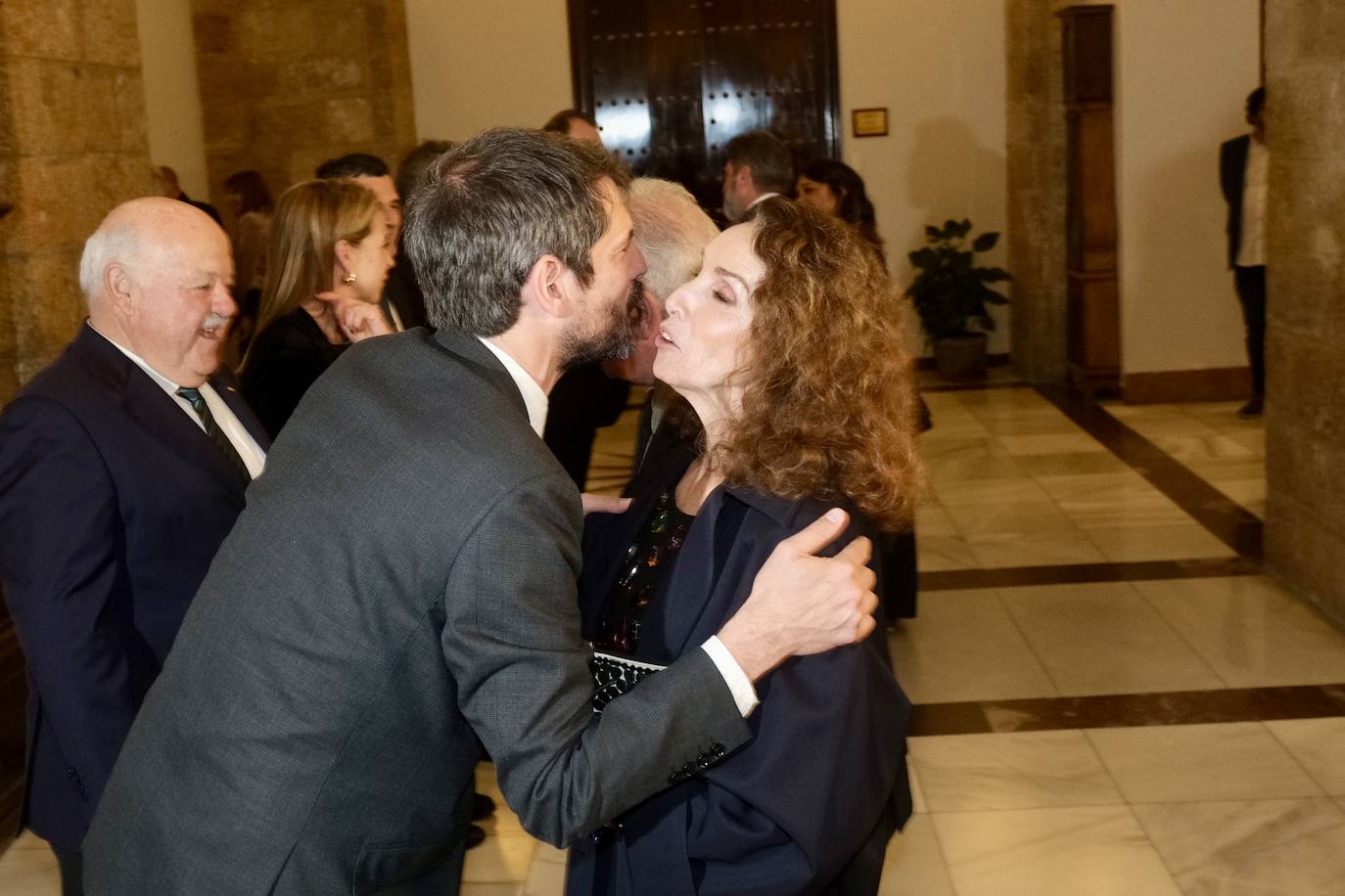 Fotos: Recepción de Ernest Urtasun a los galardonados con las Medallas al Mérito de Bellas Artes 2022