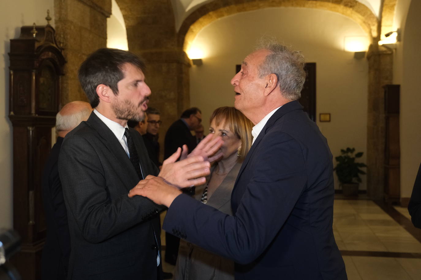 Fotos: Recepción de Ernest Urtasun a los galardonados con las Medallas al Mérito de Bellas Artes 2022